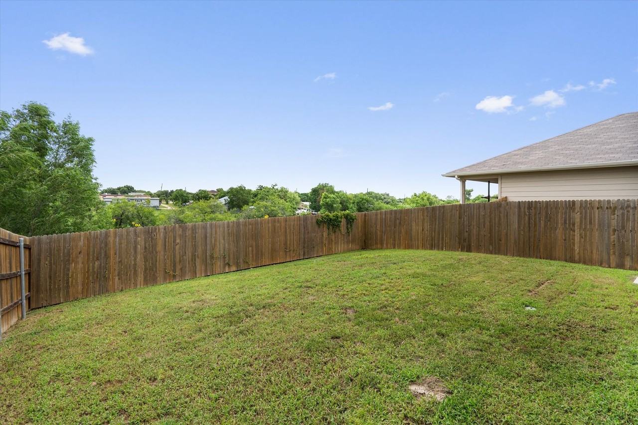 493 Apache Plum Dr - Photo 3 of 32