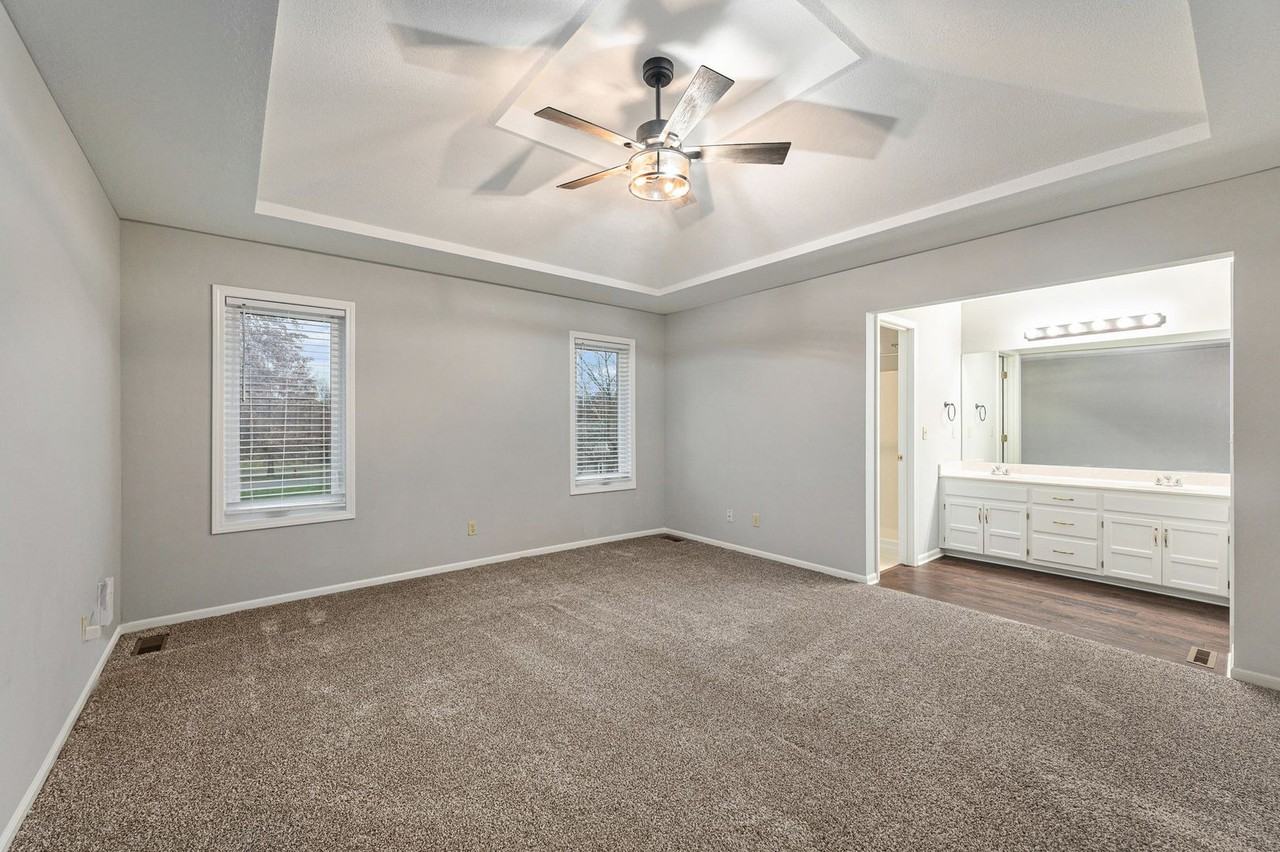 6334 Nw 82nd Ct - Photo 7 of 22