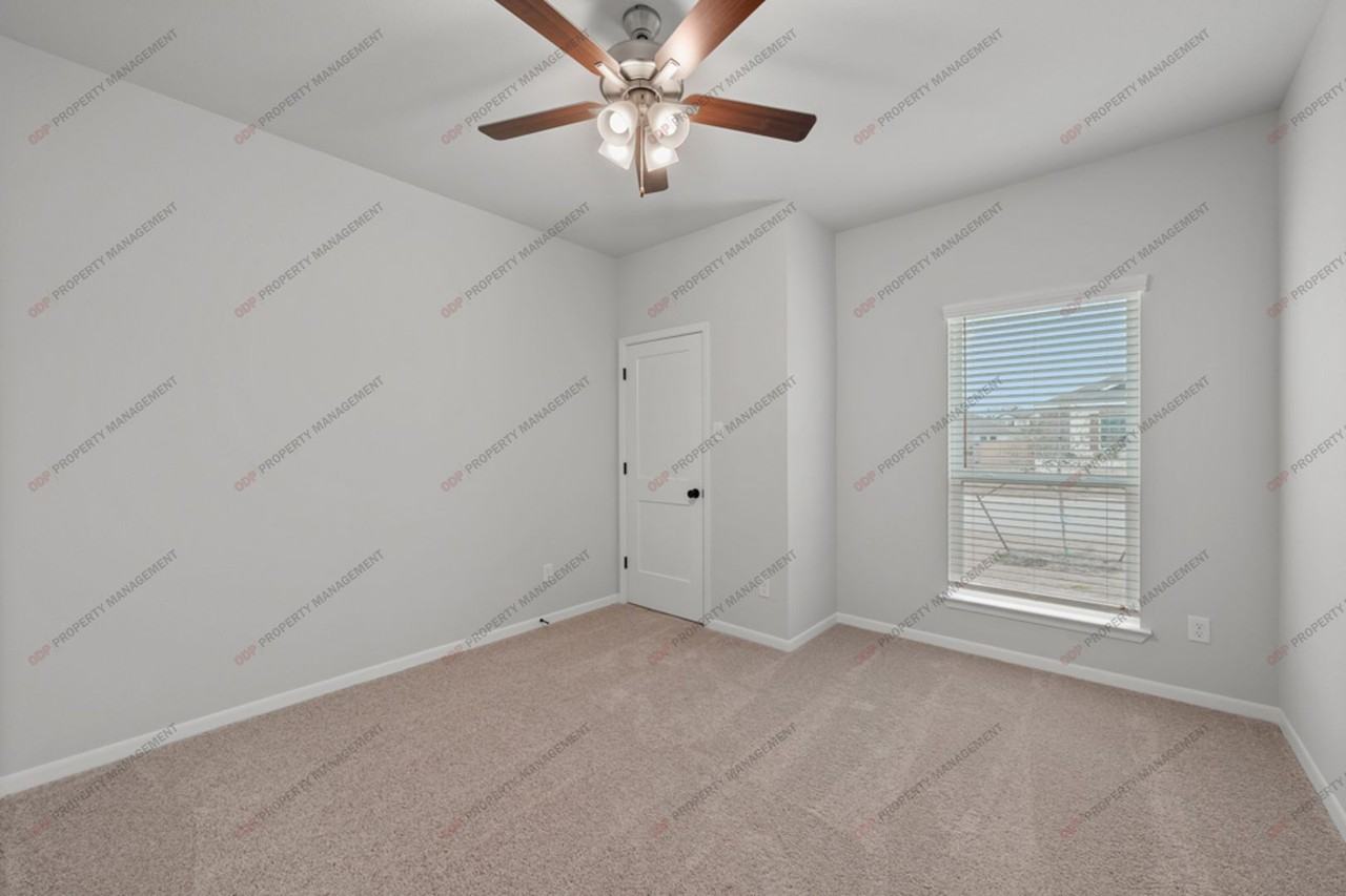 2034 Zabcikville Dr - Photo 6 of 31