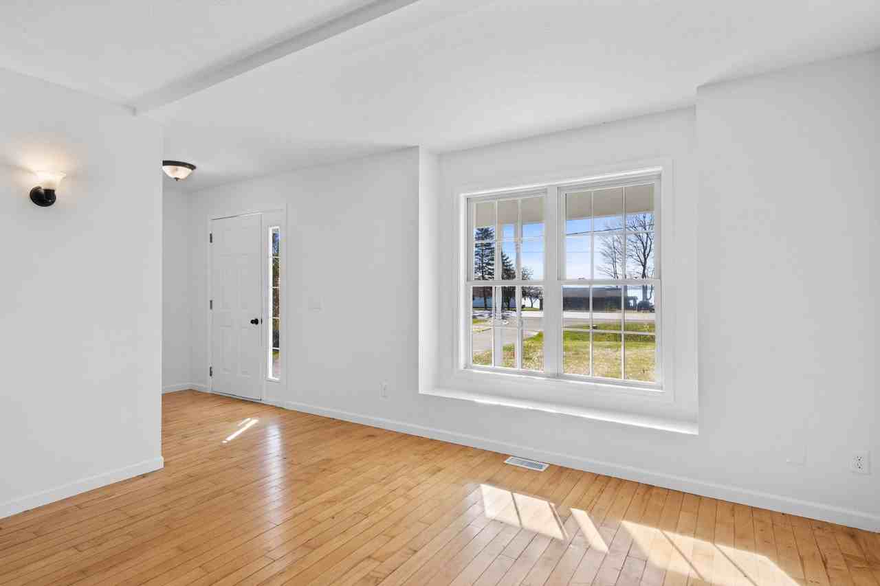 5816 N West Bay Shore Dr - Photo 2 of 29