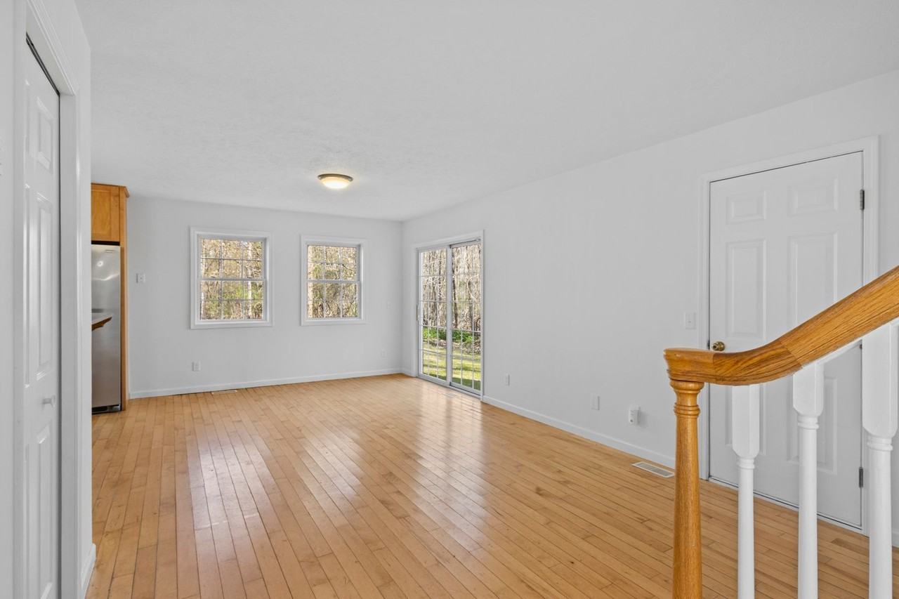 5816 N West Bay Shore Dr - Photo 4 of 29