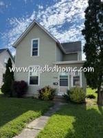 featured image of 704 Davis St