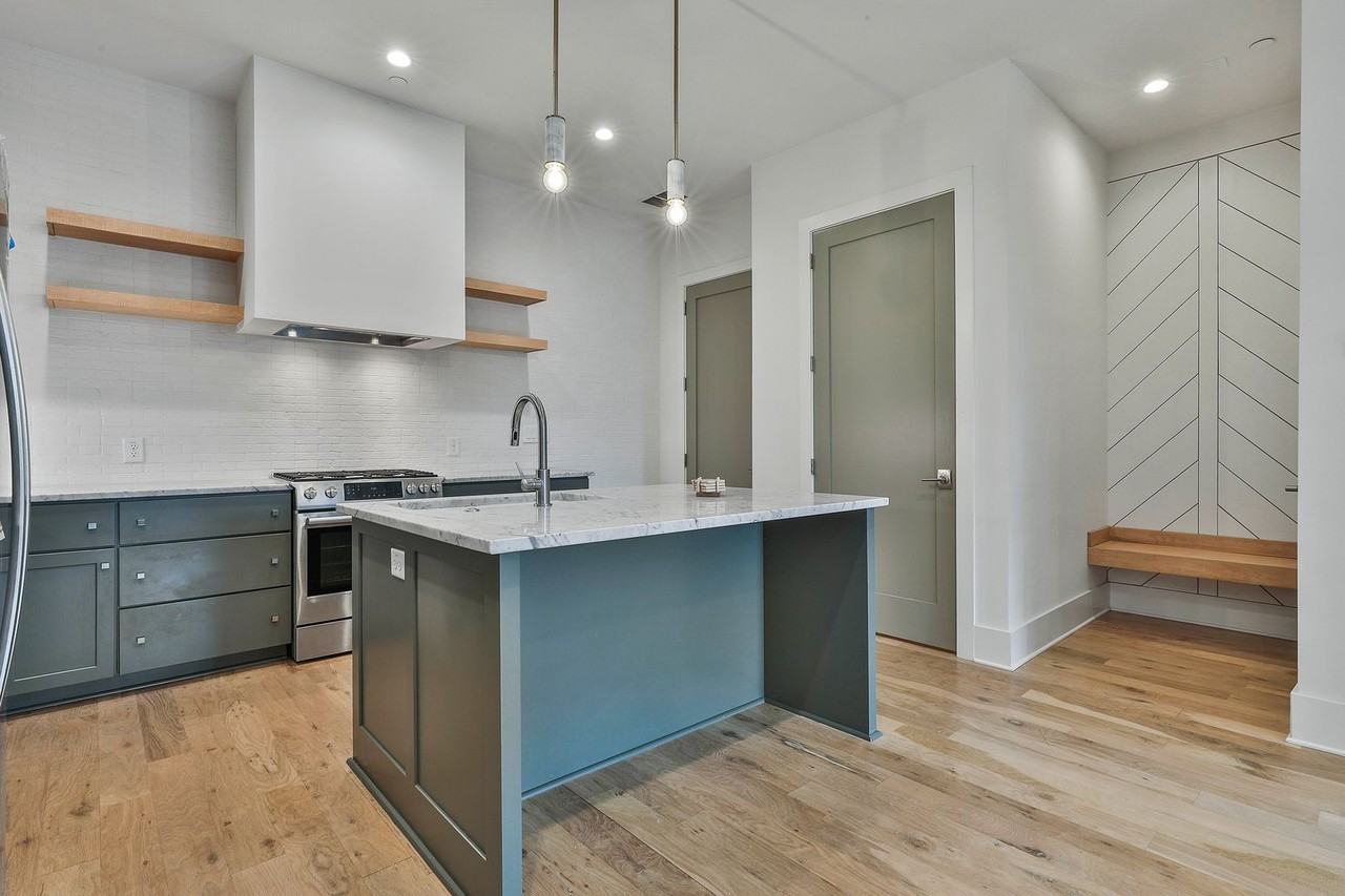 335 Sage Ln - Photo 6 of 19