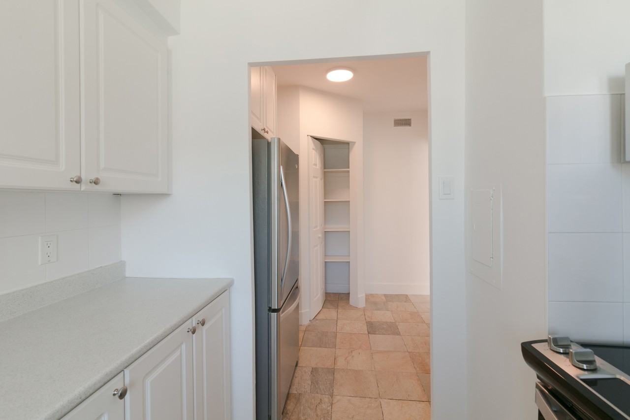 3555 Ch De La Côte-Des-Neiges — photo 2