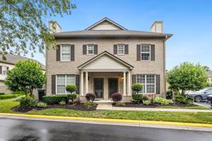 featured image of 2001 Smallbrooke Ct