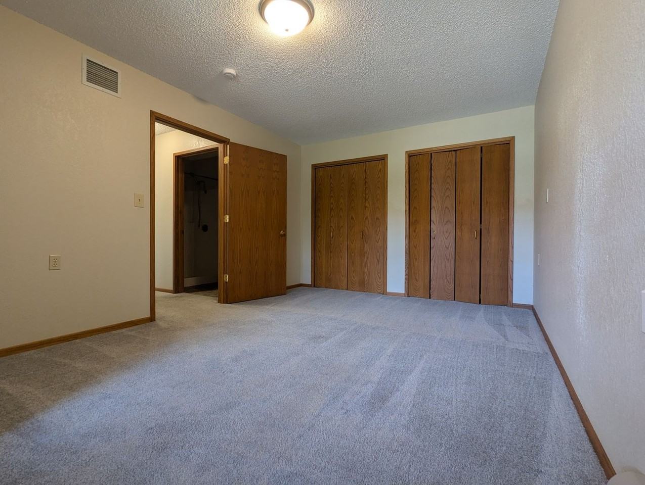 Pfeiffer Flats - Photo 7 of 50
