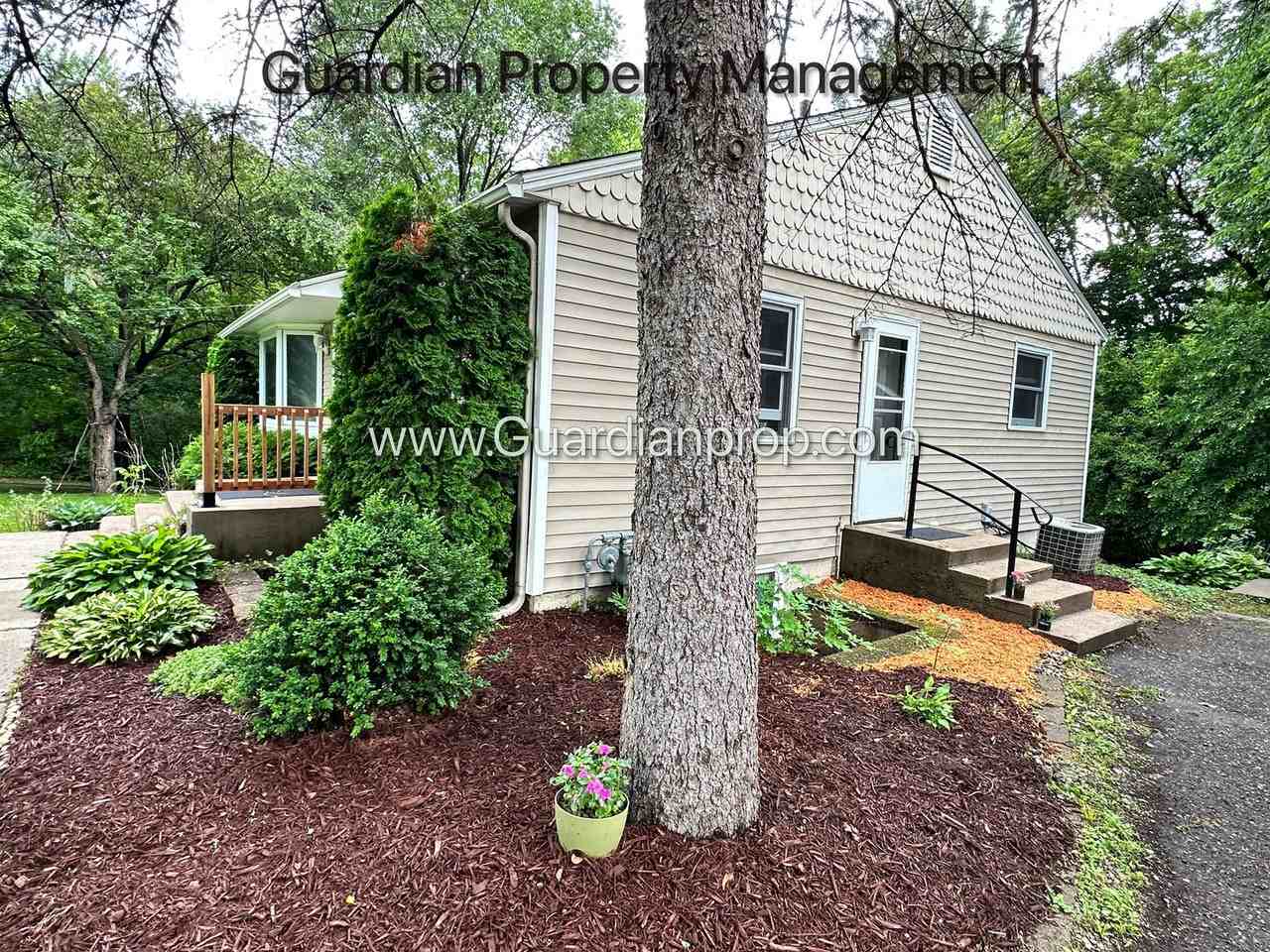16720 Excelsior Blvd - Photo 2 of 18