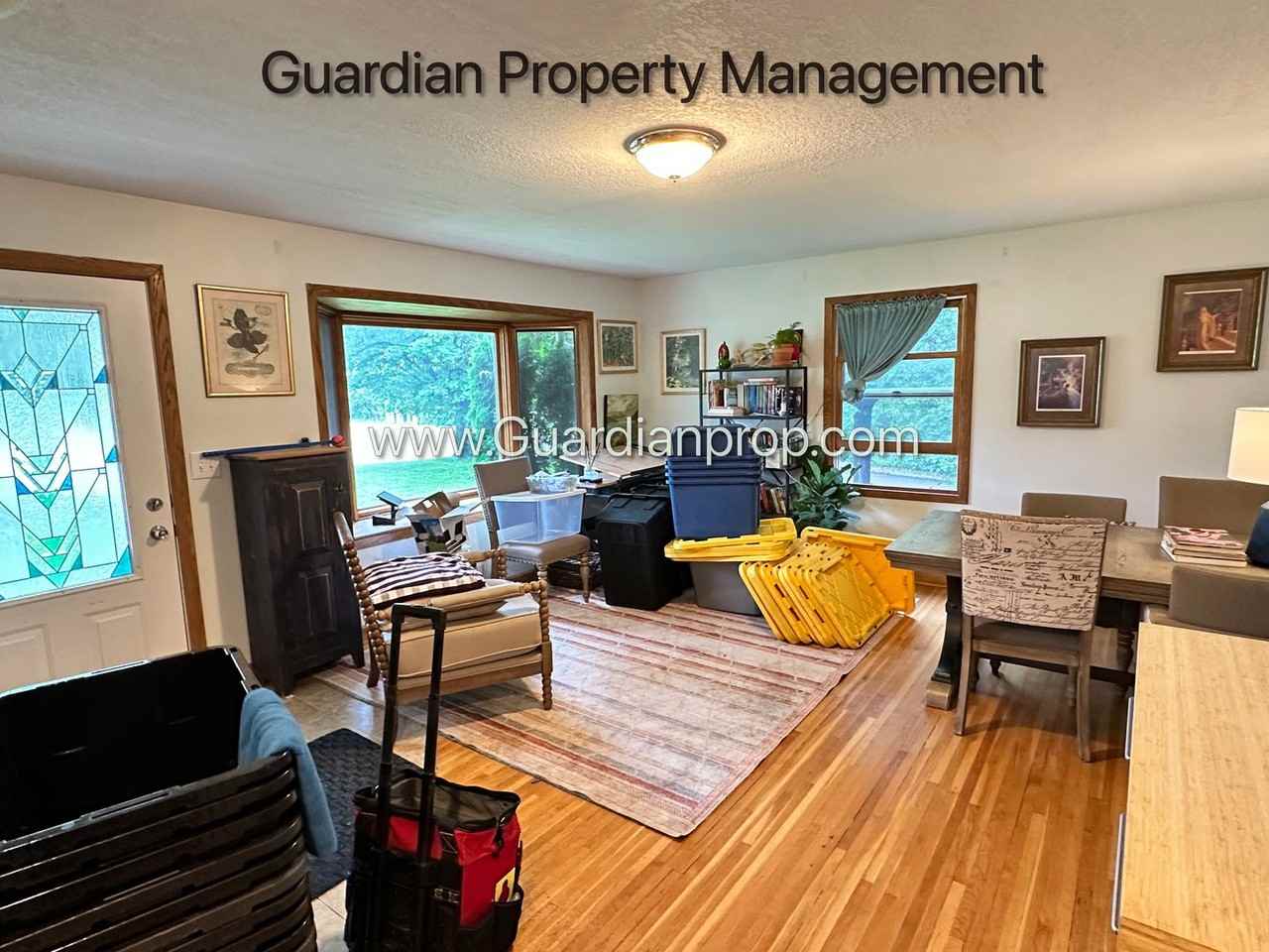 16720 Excelsior Blvd - Photo 6 of 18