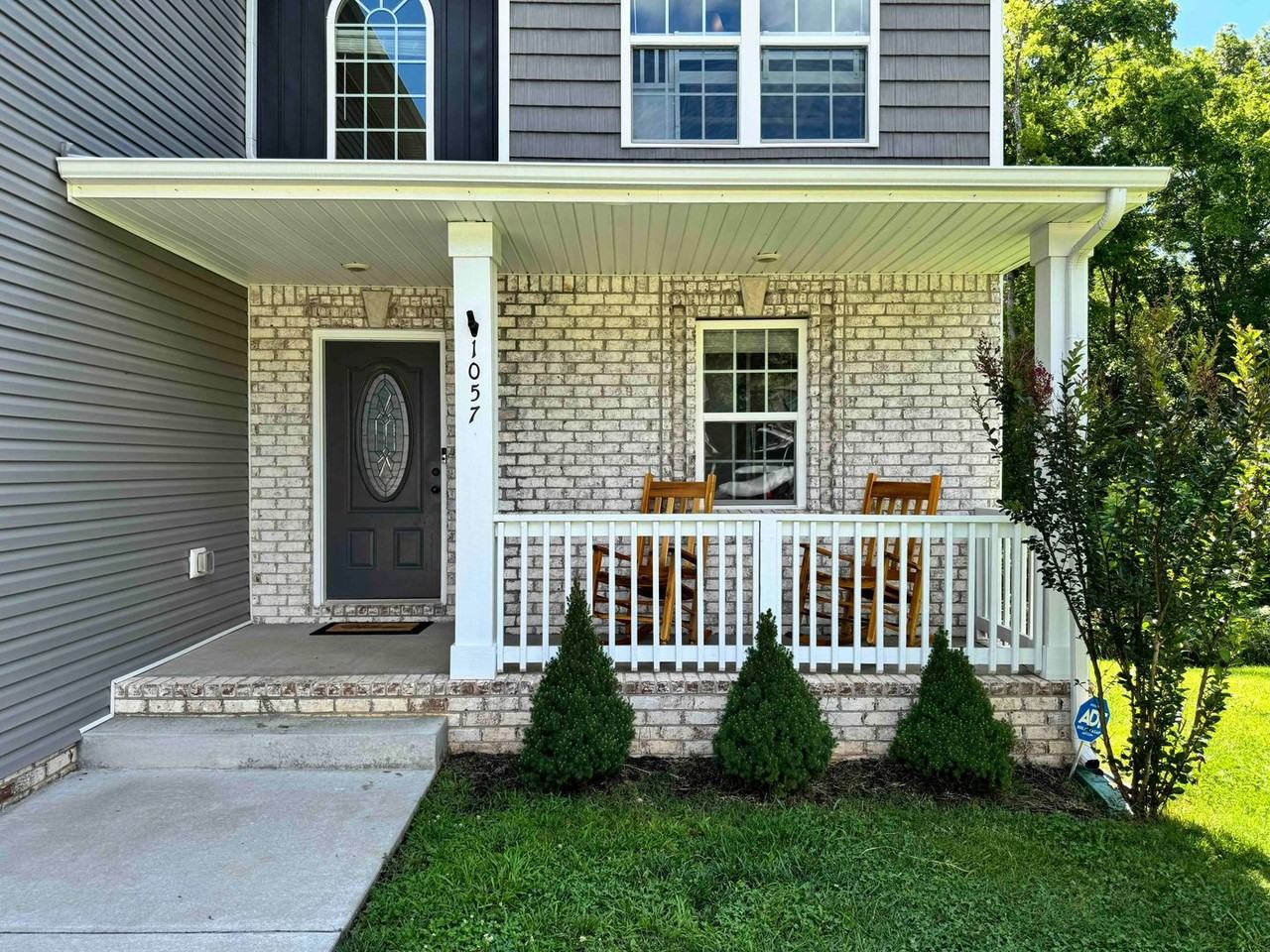 1057 Brightwood Ct - Photo 2 of 43