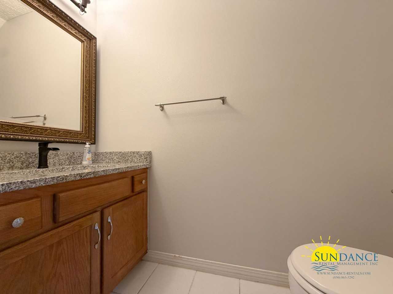 2404 Suwanee Ln - Photo 7 of 22