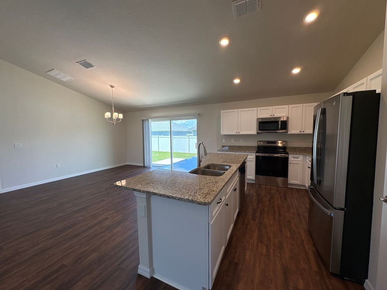 3491 Sw 155th Ln - Photo 6 of 35