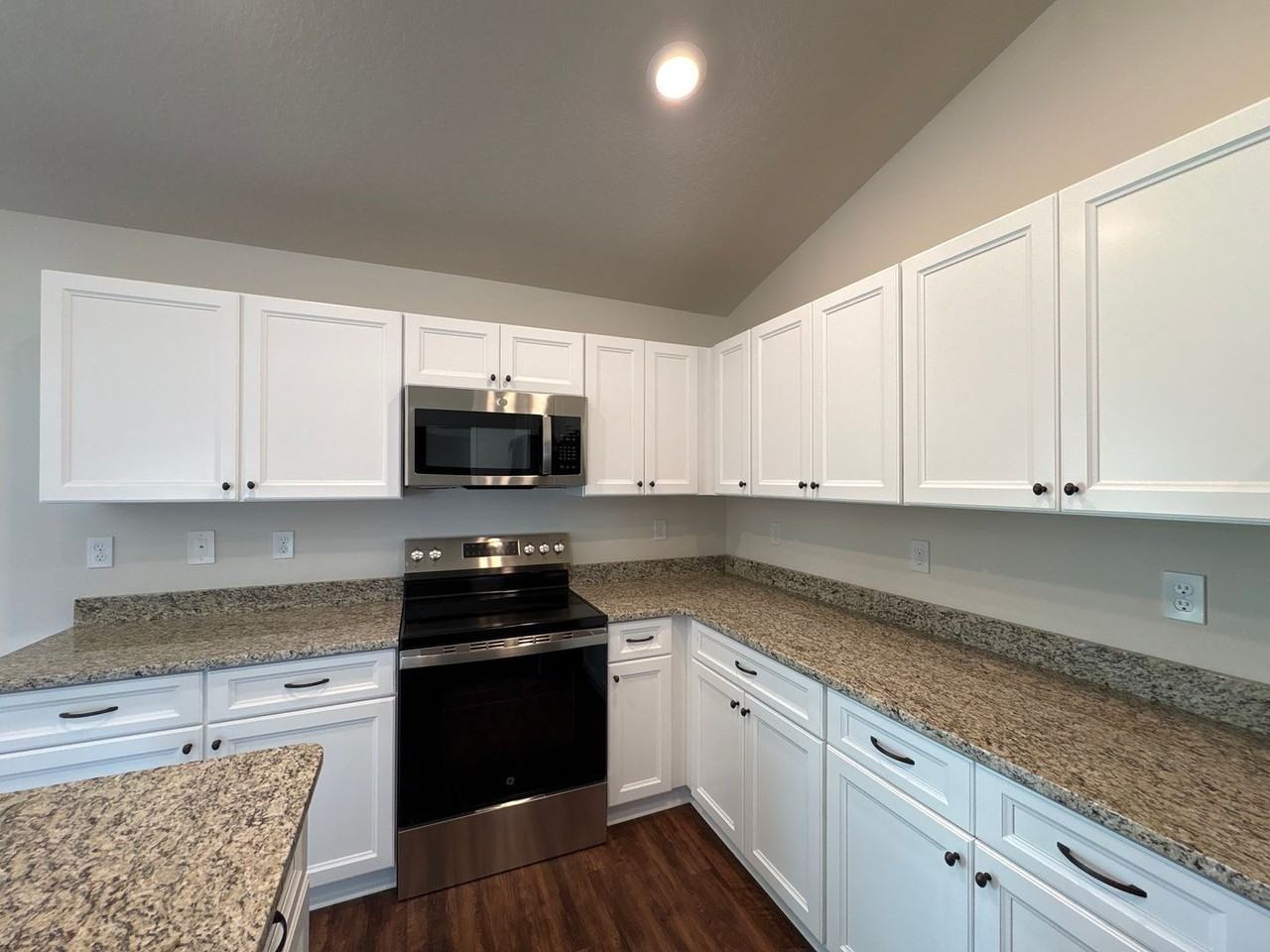 3491 Sw 155th Ln - Photo 7 of 35