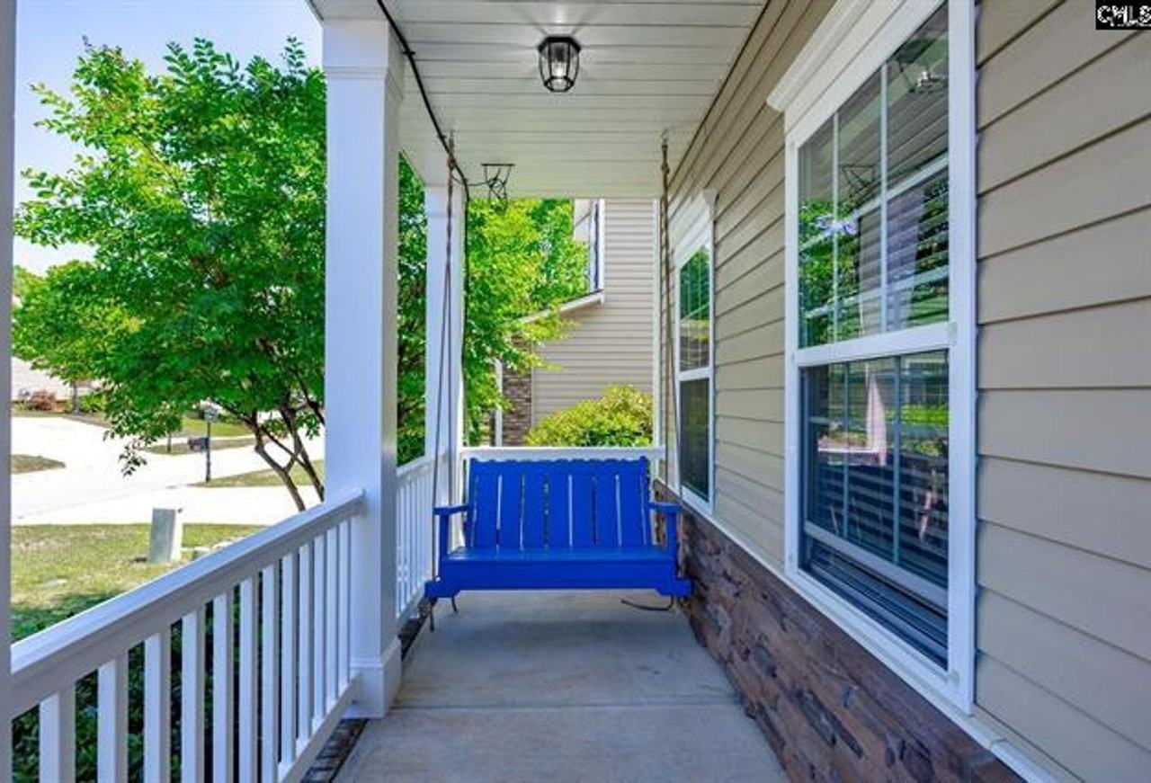 221 Allenbrooke Dr - Photo 2 of 47