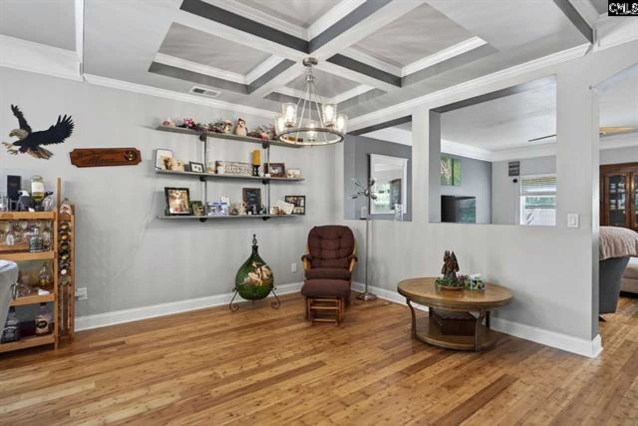 221 Allenbrooke Dr - Photo 3 of 47