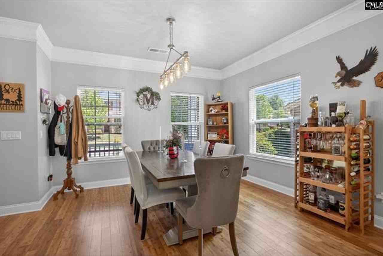 221 Allenbrooke Dr - Photo 6 of 47