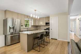 440 Royal Pines Dr - Photo 1 of 1