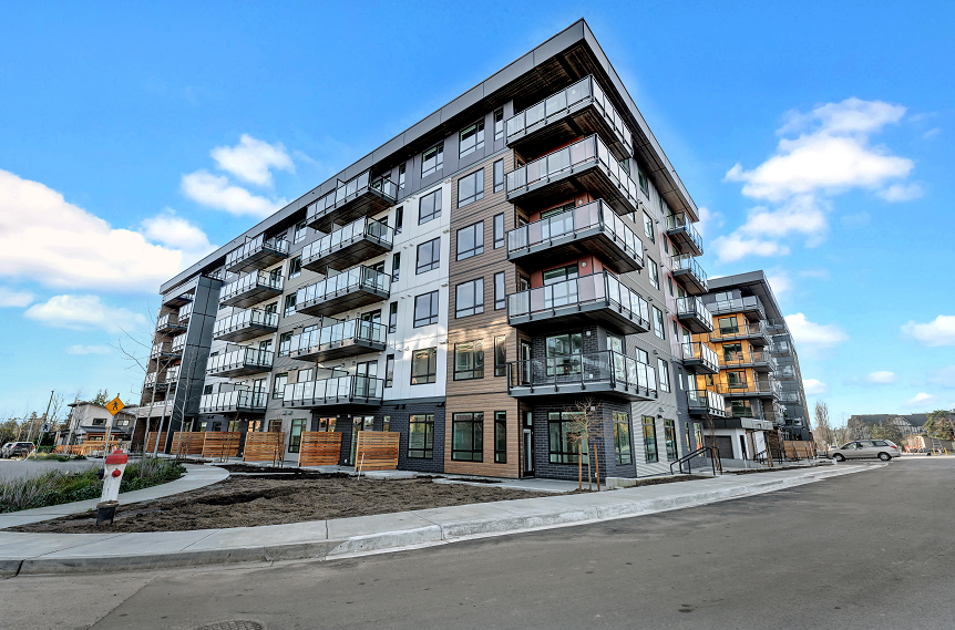 Bella Vista Apartments - Photo 2 of 17