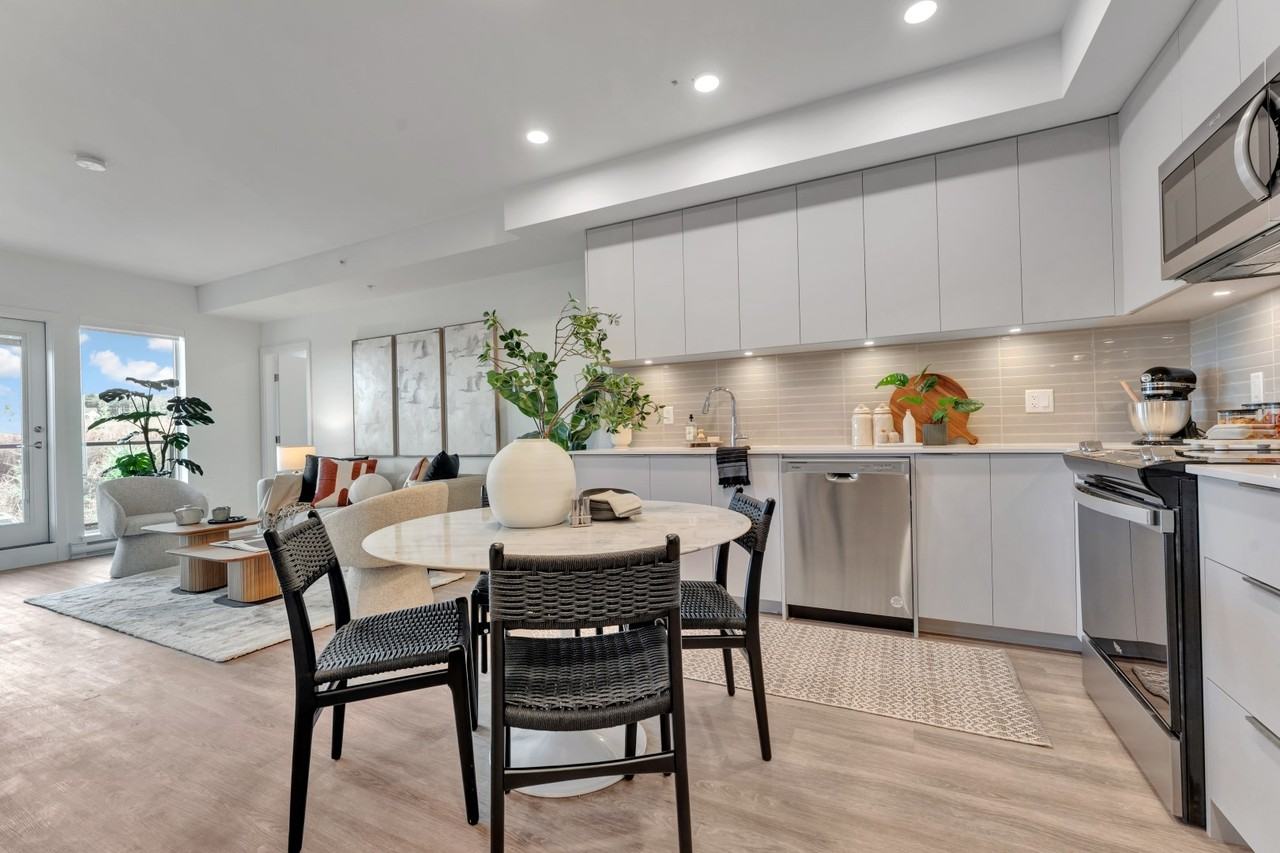 Bella Vista Apartments - Photo 7 of 17