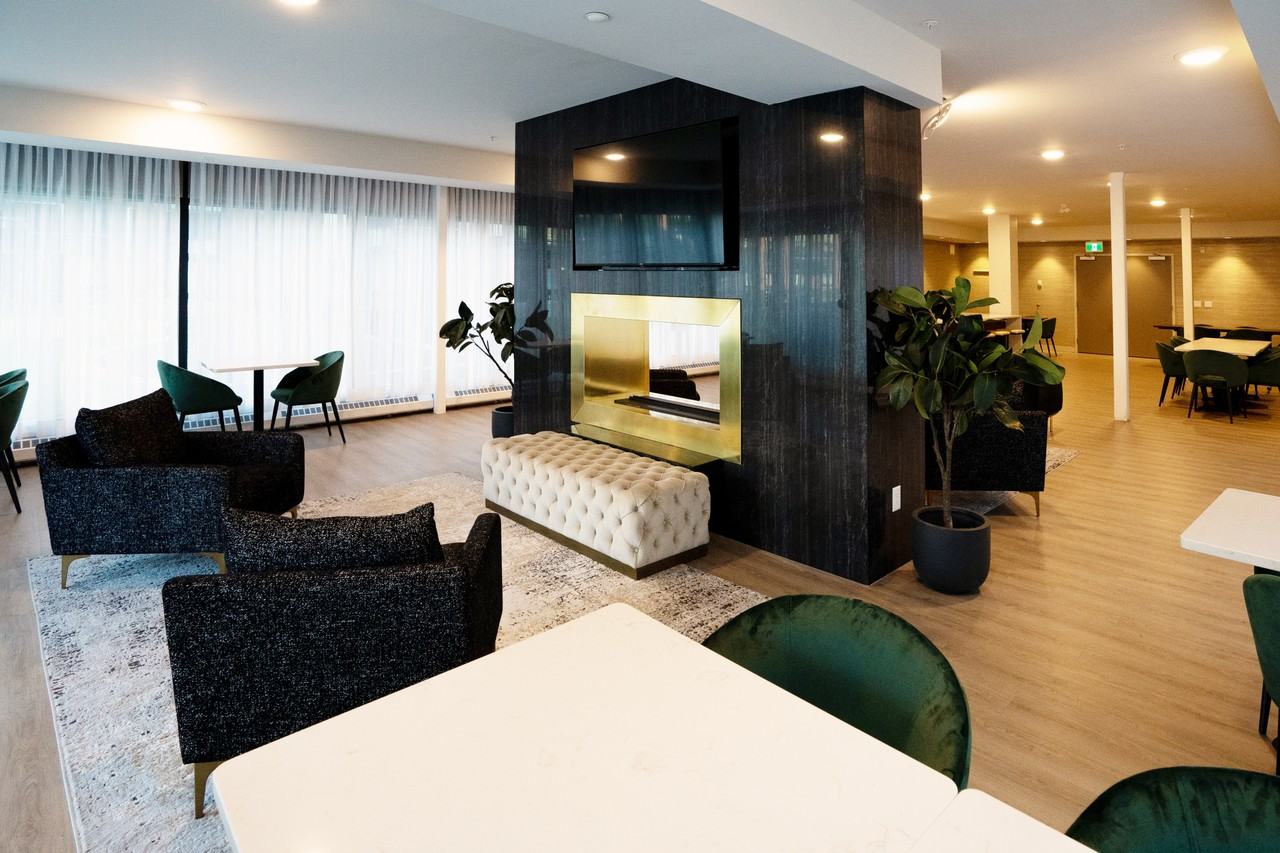 The Louvre Apartments - Photo 2 of 34