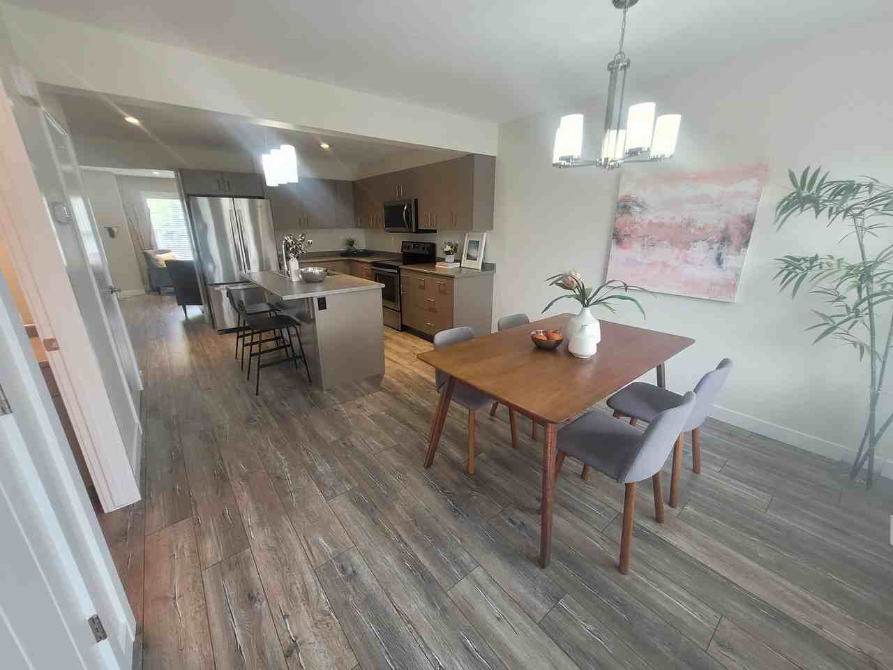 1616B Alexandra Avenue (Main Floor) - Photo 4 of 17