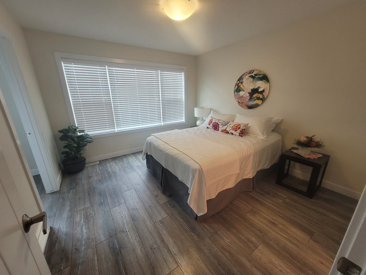1616B Alexandra Avenue (Main Floor) - Photo 7 of 17