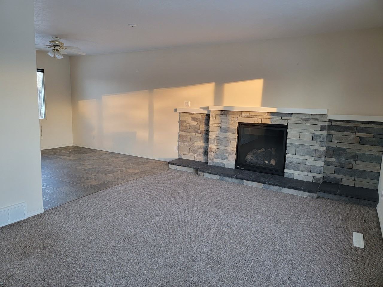 9928 88 Ave - Photo 4 of 30