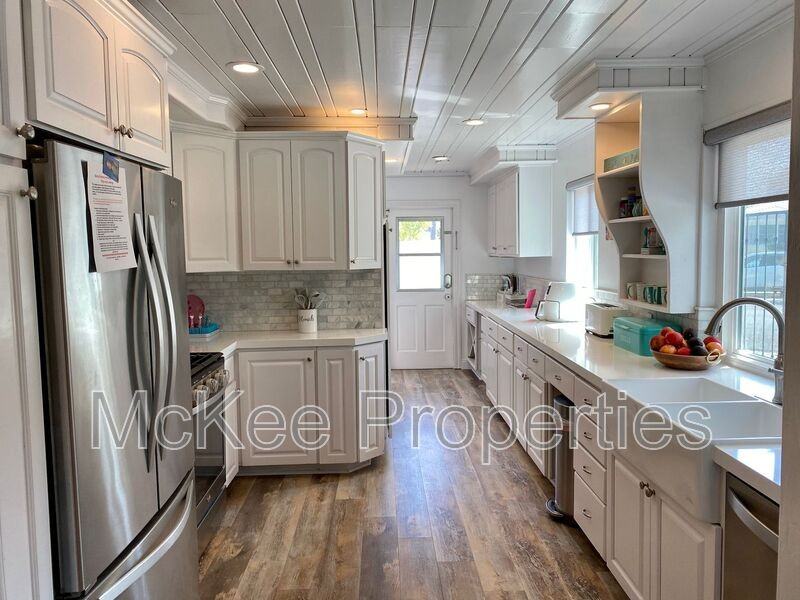 269 Palm Ave - Photo 5 of 27