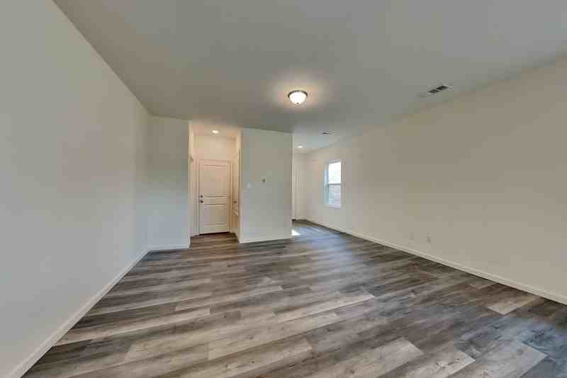 617 Colgate Cir - Photo 2 of 16