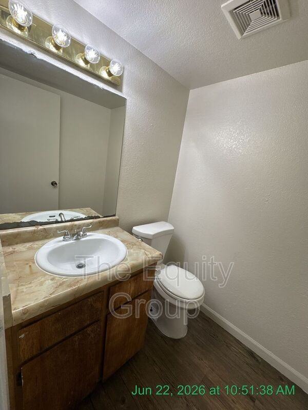 1226 S Santa Fe St #D - Photo 5 of 15