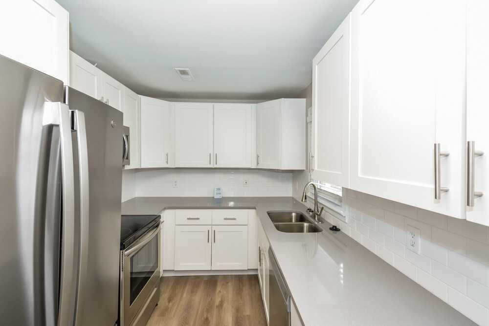 113 Elementary Dr - Photo 5 of 16