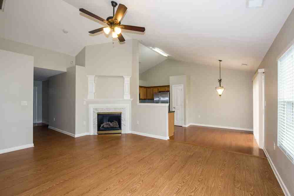 10013 Green Hedge Ave - Photo 3 of 16
