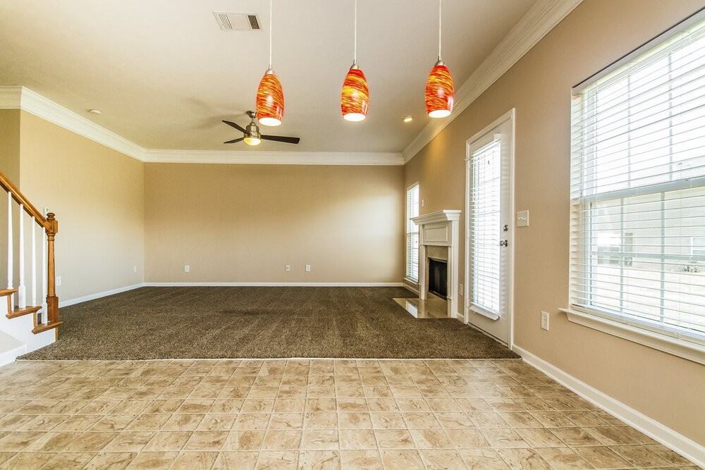 310 Sarava Ln - Photo 3 of 15