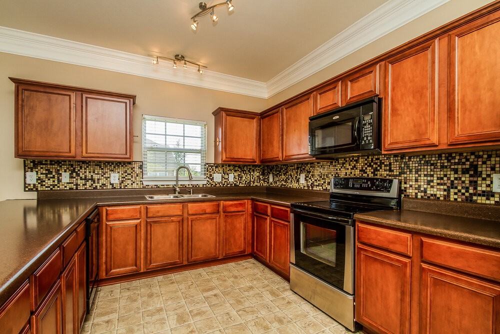 310 Sarava Ln - Photo 5 of 15