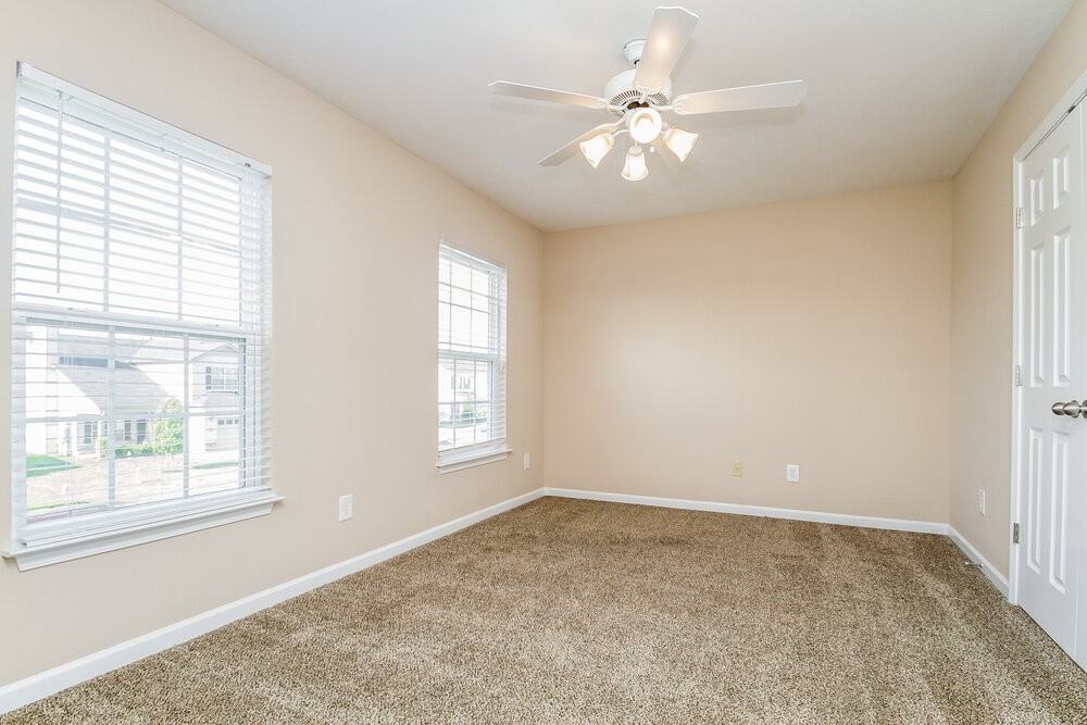 310 Sarava Ln - Photo 6 of 15