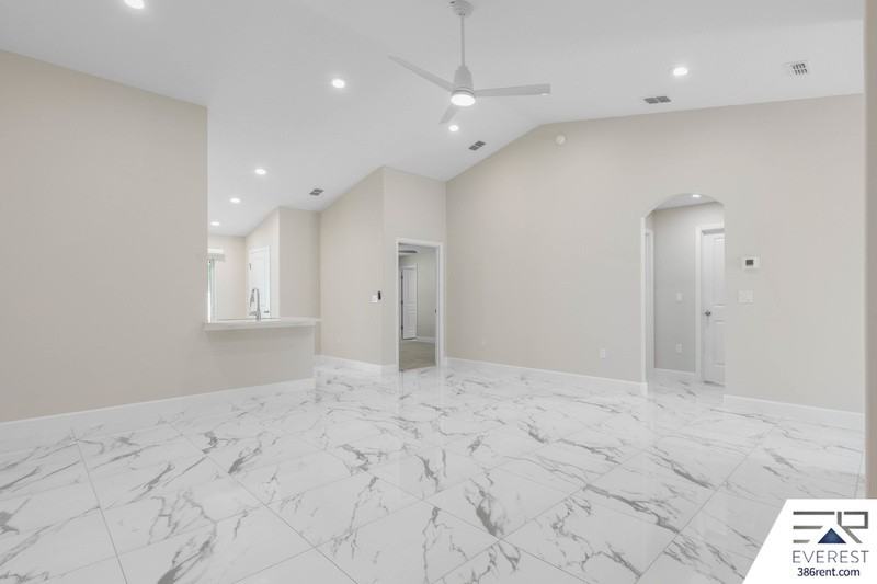 16 Zoffer Ct #B - Photo 5 of 26