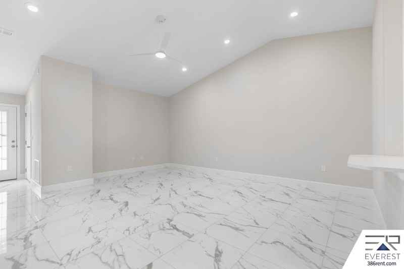 16 Zoffer Ct #B - Photo 7 of 26