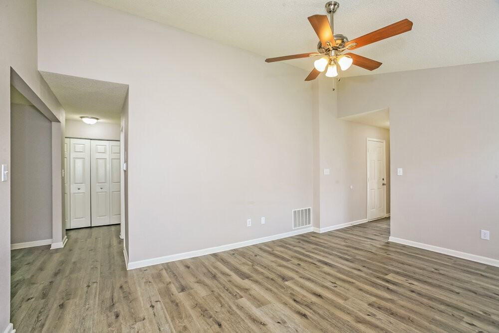 5614 Sweet River Dr - Photo 4 of 16