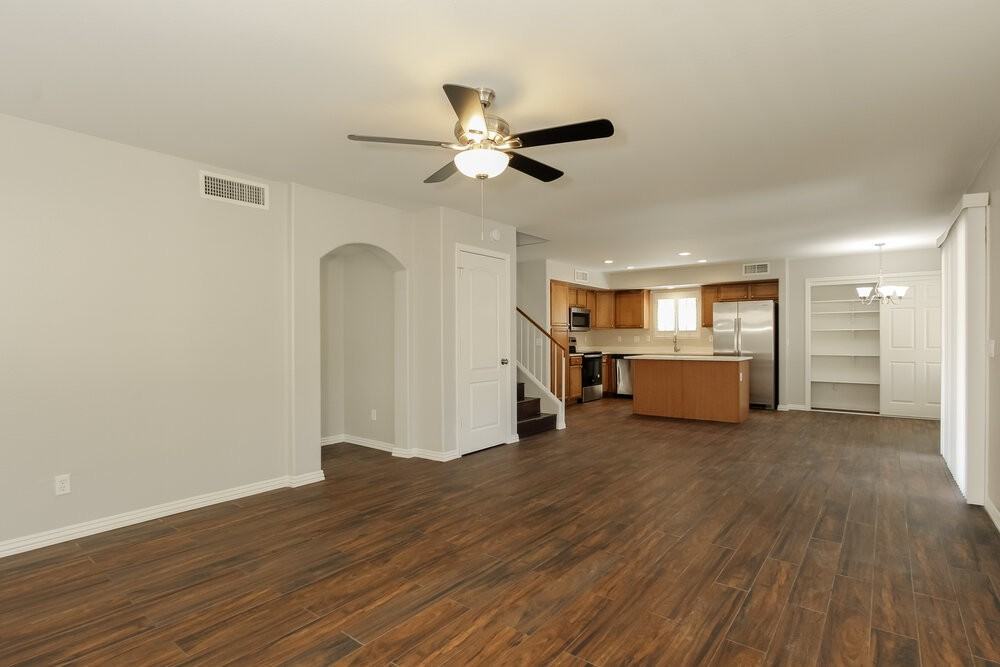 5541 W Wood St - Photo 6 of 17