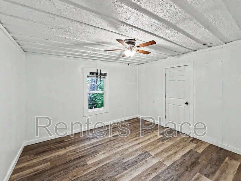 908 W 6th St - Photo 4 of 9