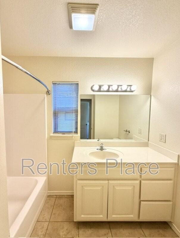 5150 S Wheeling Ave - Photo 6 of 11