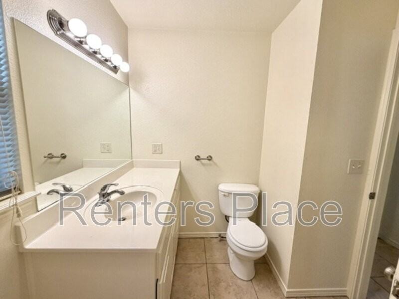 5150 S Wheeling Ave - Photo 7 of 11