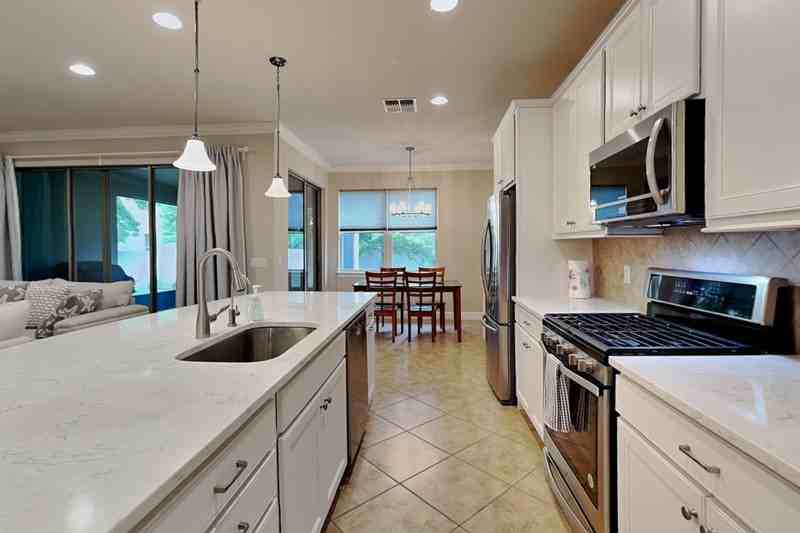 10713 Berry Creek Rd - Photo 3 of 38