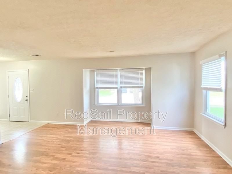 443 Sonora Dr - Photo 5 of 27