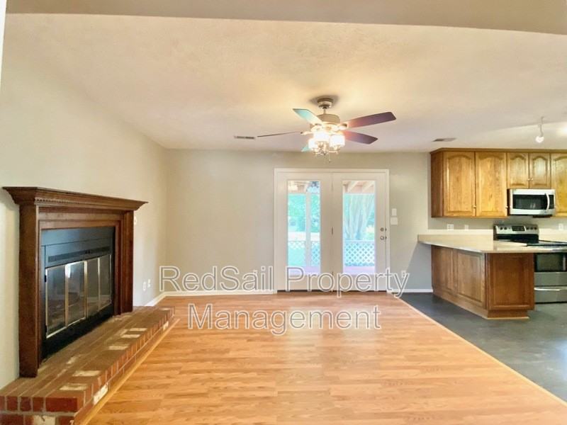 443 Sonora Dr - Photo 7 of 27