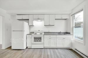 featured image of 107 W Church St