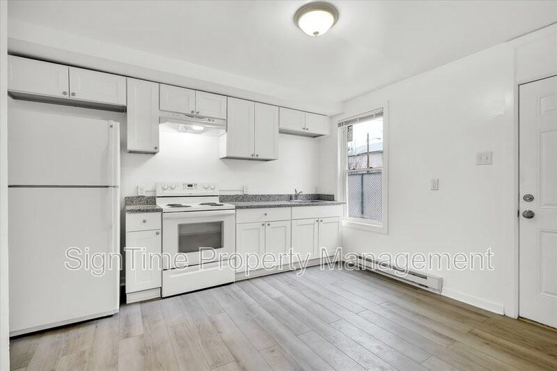 107 W Church St - Photo 5 of 20