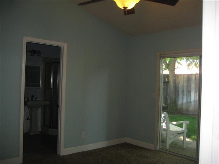 1796 E Jordan Ave - Photo 6 of 10