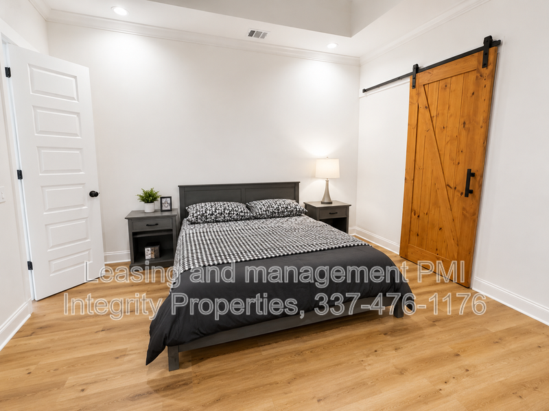 107 Prague Ave - Photo 7 of 17