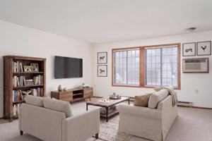featured image of 2479 Woodcrest Dr