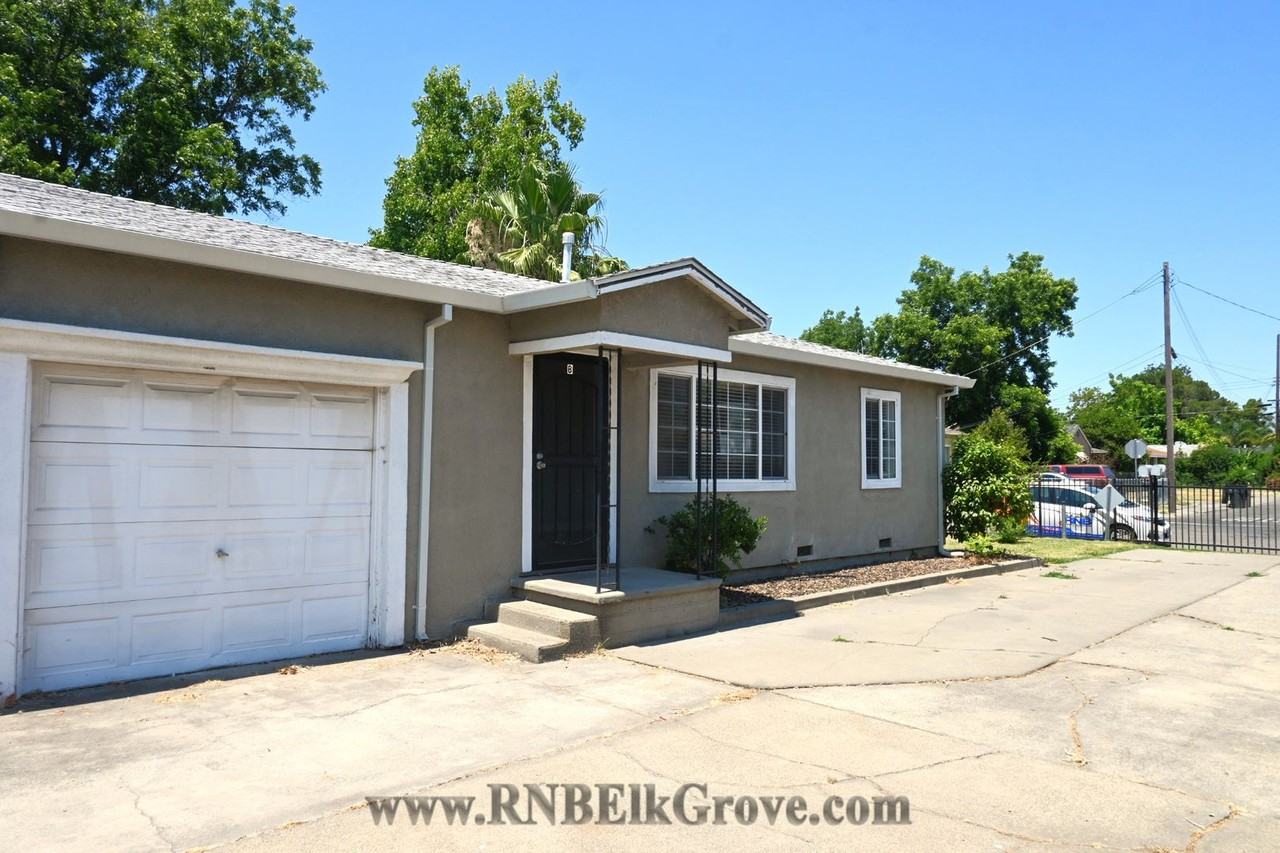 3600 26th Ave #B - Photo 2 of 13